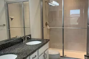 10734 Avery Park Dr, Riverview, FL 33578 - Photo 13