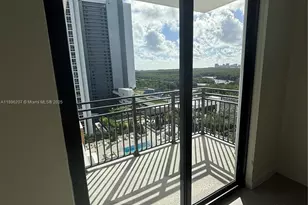 16395 Biscayne Blvd, North Miami Beach, FL 33160 - Photo 3