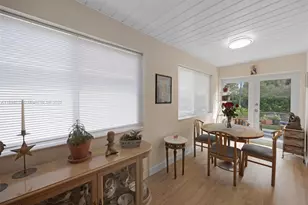 2270 SE 7th Pl, Homestead, FL 33033 - Photo 15