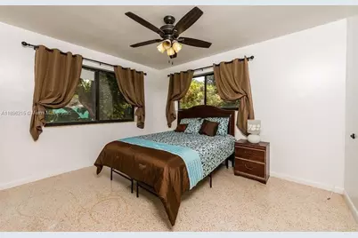 7830 SW 99th St, Miami, FL 33156 - Photo 7