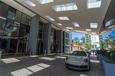 1300 Brickell Bay Dr #808, Miami, FL 33131 - Photo 53