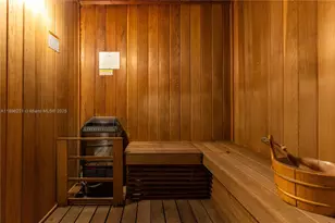 1300 Brickell Bay Dr, Miami, FL 33131 - Photo 31