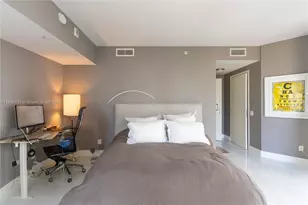 1300 Brickell Bay Dr, Miami, FL 33131 - Photo 13