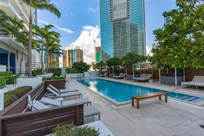 1300 Brickell Bay Dr #808, Miami, FL 33131 - Photo 33
