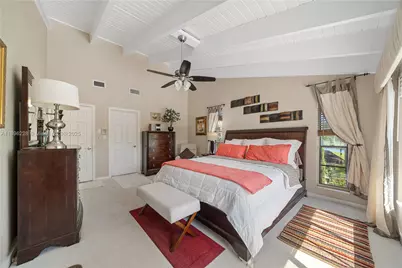 9252 SW 136th St Cir, Miami, FL 33176 - Photo 7