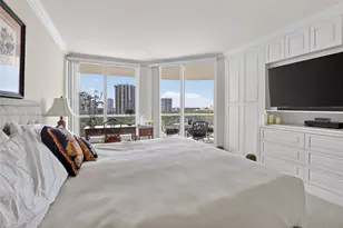 7000 Island Blvd, Aventura, FL 33160 - Photo 17