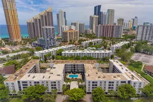 201 178th Dr, Sunny Isles Beach, FL 33160 - Photo 27