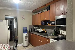 6121 Madison St, Hollywood, FL 33023 - Photo 7