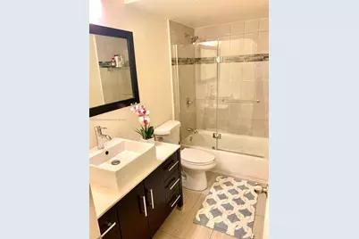 319 NE 14th Ave #702, Hallandale Beach, FL 33009 - Photo 7