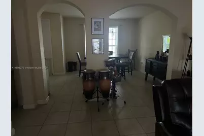 17135 SW 96 St, Miami, FL 33196 - Photo 7