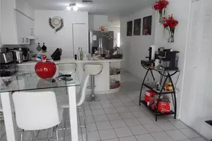 11400 NW 87th Ct, Hialeah Gardens, FL 33018 - Photo 7