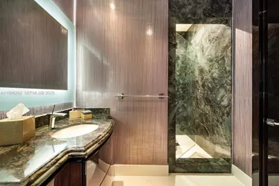 900 Brickell Key Blvd #PH3403, Miami, FL 33131 - Photo 49