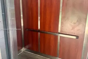 4140 NW 44th Ave, Lauderdale Lakes, FL 33319 - Photo 21