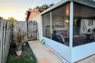 3031 N 74th Ave, Hollywood, FL 33024 - Photo 19