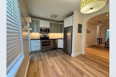 645 Lenox Ave #5, Miami Beach, FL 33139 - Photo 5