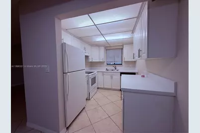 1205 S Flagler Ave #405, Pompano Beach, FL 33060 - Photo 9