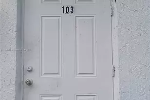 848 SW 5th St, Homestead, FL 33030 - Photo 9