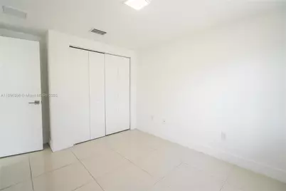 1971 Bay Dr #102, Miami Beach, FL 33141 - Photo 13