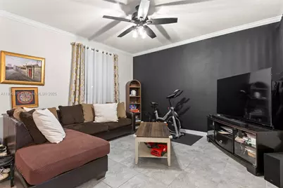 11523 SW 150th Pl, Miami, FL 33196 - Photo 5