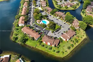 9877 Nob Hill Ct, Sunrise, FL 33351 - Photo 21