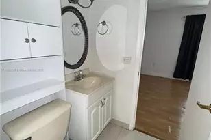 6095 W 19th Ave, Hialeah, FL 33012 - Photo 7