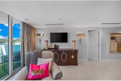 5838 Collins Ave #2F, Miami Beach, FL 33140 - Photo 3