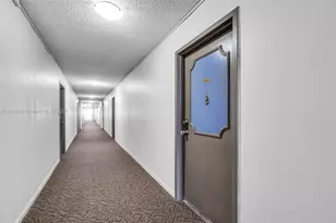 13155 Ixora Ct, North Miami, FL 33181 - Photo 5