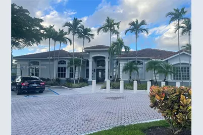 9645 NW 1st Ct #1-305, Pembroke Pines, FL 33024 - Photo 3