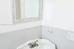 2145 Pierce St, Hollywood, FL 33020 - Photo 17