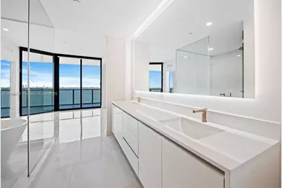 700 NE 24th St #702, Miami, FL 33137 - Photo 17