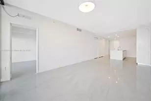 700 NE 24th St, Miami, FL 33137 - Photo 9