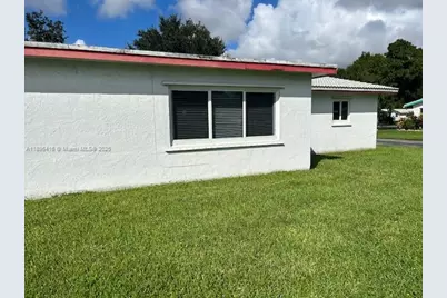 8544 N Campanelli Blvd, Plantation, FL 33322 - Photo 25