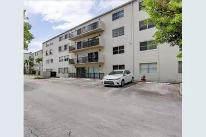 5501 NW 7th St #E408, Miami, FL 33126 - Photo 3