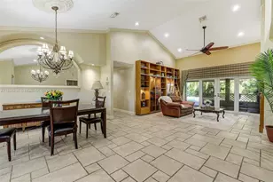 10101 SW 5th St, Plantation, FL 33324 - Photo 5