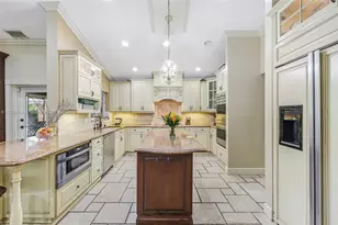 10101 SW 5th St, Plantation, FL 33324 - Photo 15