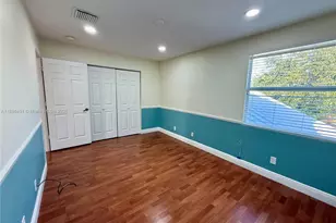 1115 NW 132nd Ave, Pembroke Pines, FL 33028 - Photo 15