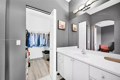 5844 Siena Ln, Hollywood, FL 33021 - Photo 9