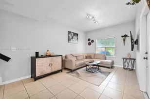 5844 Siena Ln, Hollywood, FL 33021 - Photo 15