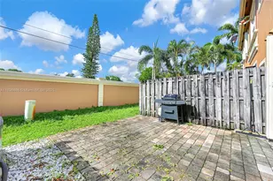 5844 Siena Ln, Hollywood, FL 33021 - Photo 43