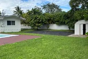 9740 Cutler Ridge Dr, Cutler Bay, FL 33157 - Photo 19