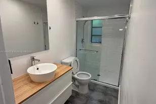 491 NE 163rd St, Miami, FL 33162 - Photo 3