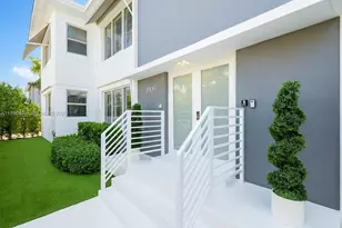 3909 Garden Ave, Miami Beach, FL 33140 - Photo 1