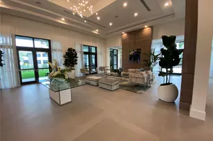 8381 NW 43rd St, Doral, FL 33166 - Photo 25