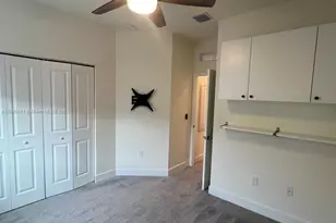 8381 NW 43rd St, Doral, FL 33166 - Photo 15