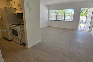 230 SW 11th Ave, Hallandale Beach, FL 33009 - Photo 7