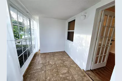 18441 NE 20th Pl, North Miami Beach, FL 33179 - Photo 9