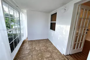 18441 NE 20th Pl, North Miami Beach, FL 33179 - Photo 9
