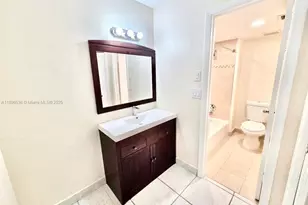 16168 Laurel Dr, Weston, FL 33326 - Photo 9