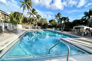 15689 SW 106th Ln, Miami, FL 33196 - Photo 19