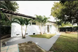 867 NW 4th Ave, Homestead, FL 33030 - Photo 17